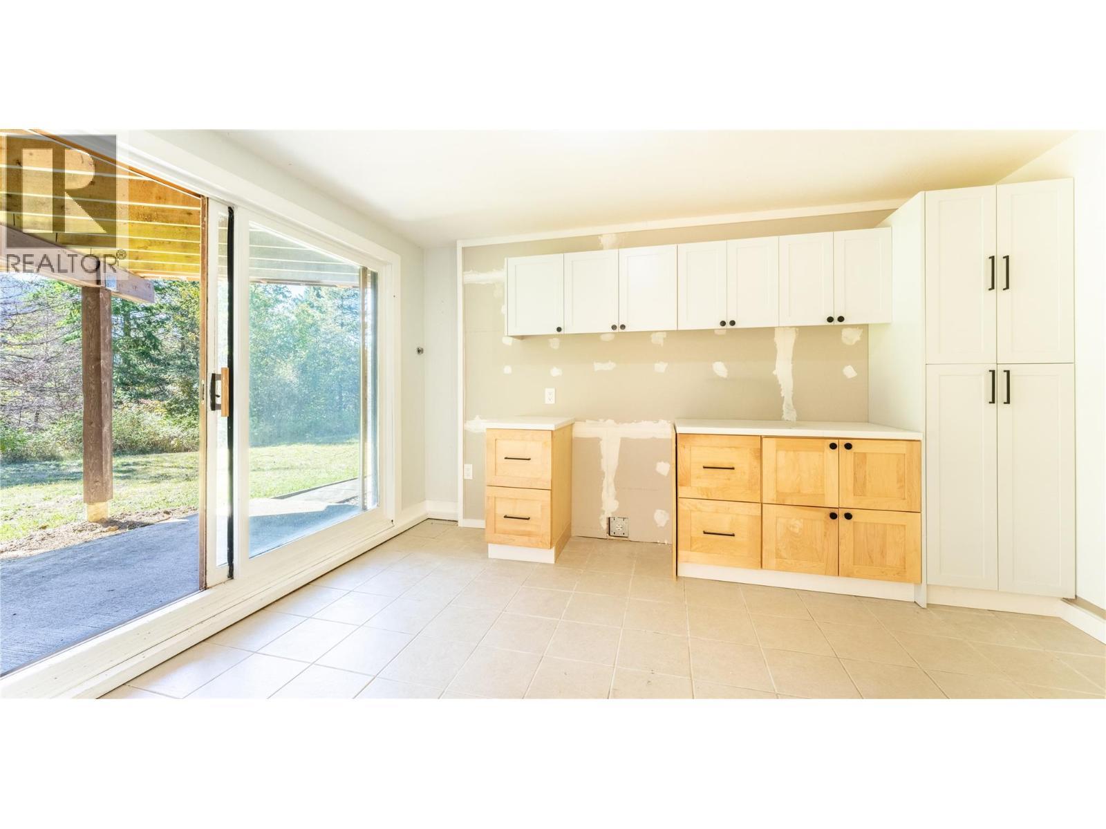 4681 Goat River N Road, Arrow Creek, BC