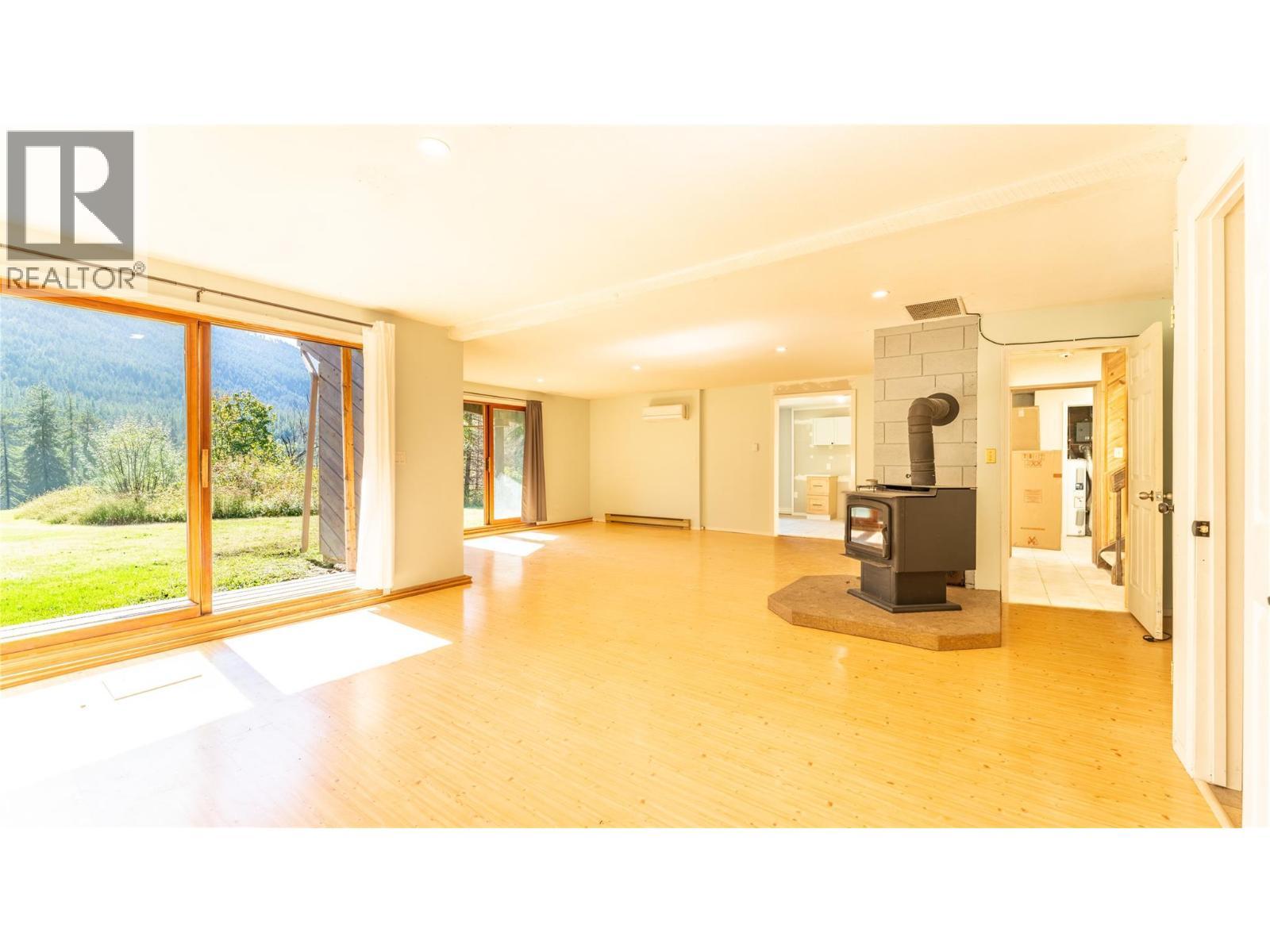 4681 Goat River N Road, Arrow Creek, BC