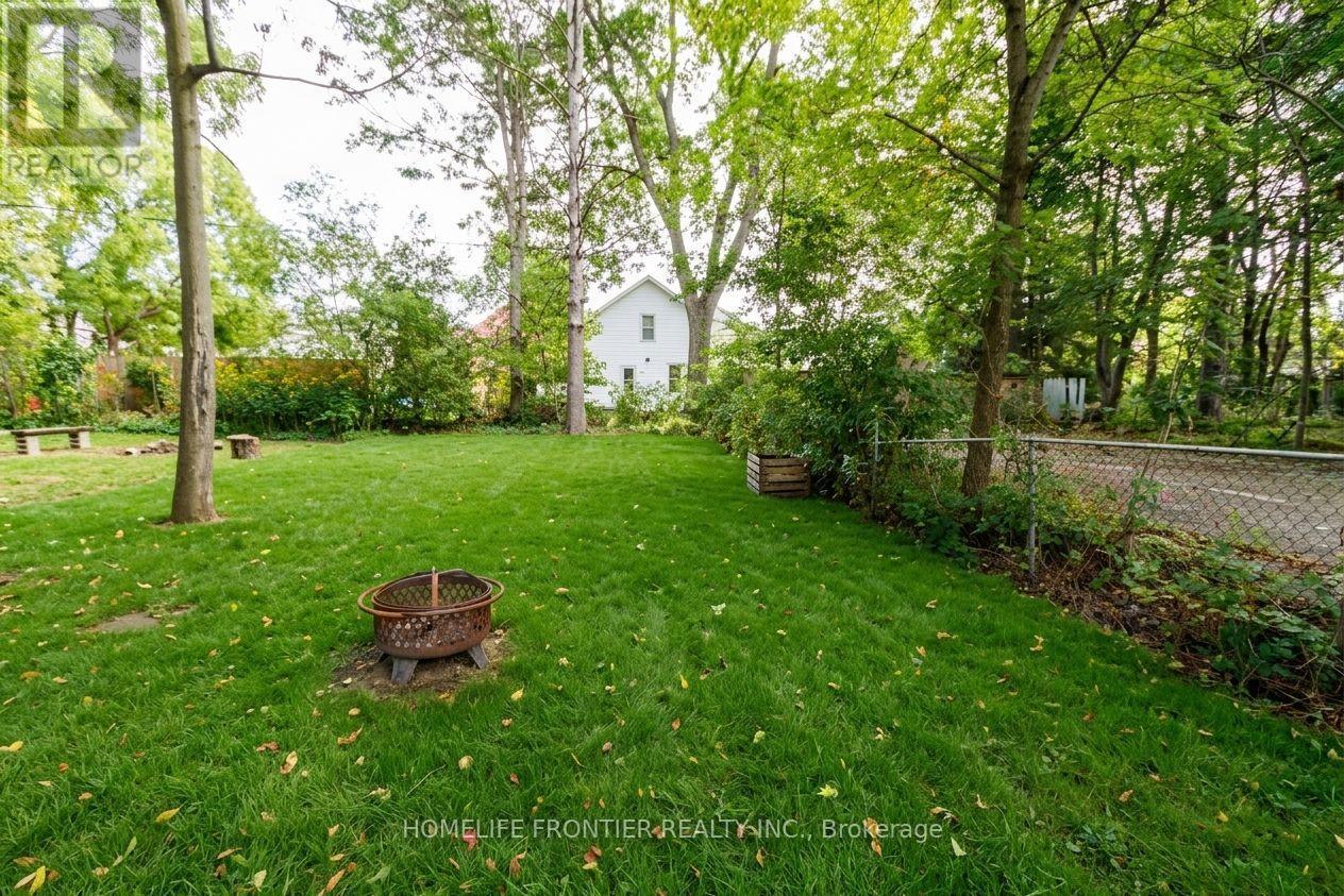 643 2Nd Avenue E, Owen Sound, ON