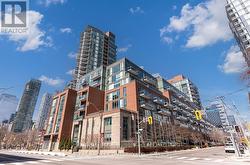 1702 - 112 GEORGE STREET Toronto, ON M5A 2M5
