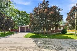 687 LUNDY'S LANE Peterborough (Otonabee Ward 1), ON K9J 4J9