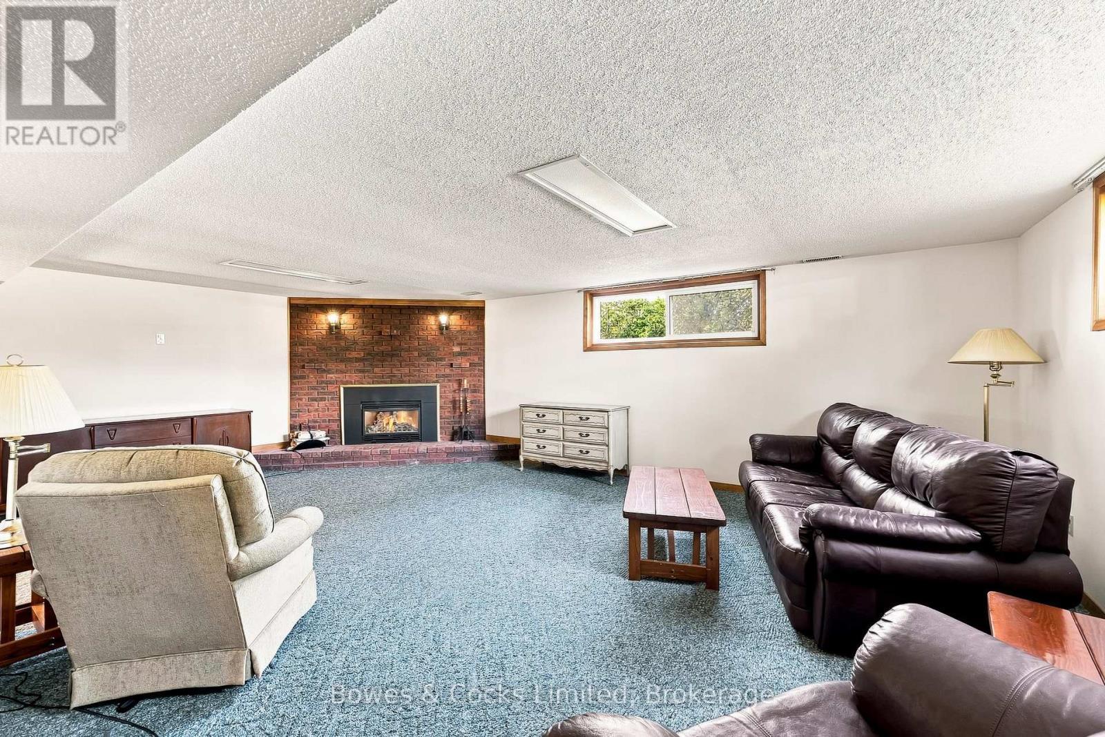 687 Lundy'S Lane, Peterborough (Otonabee Ward 1), ON