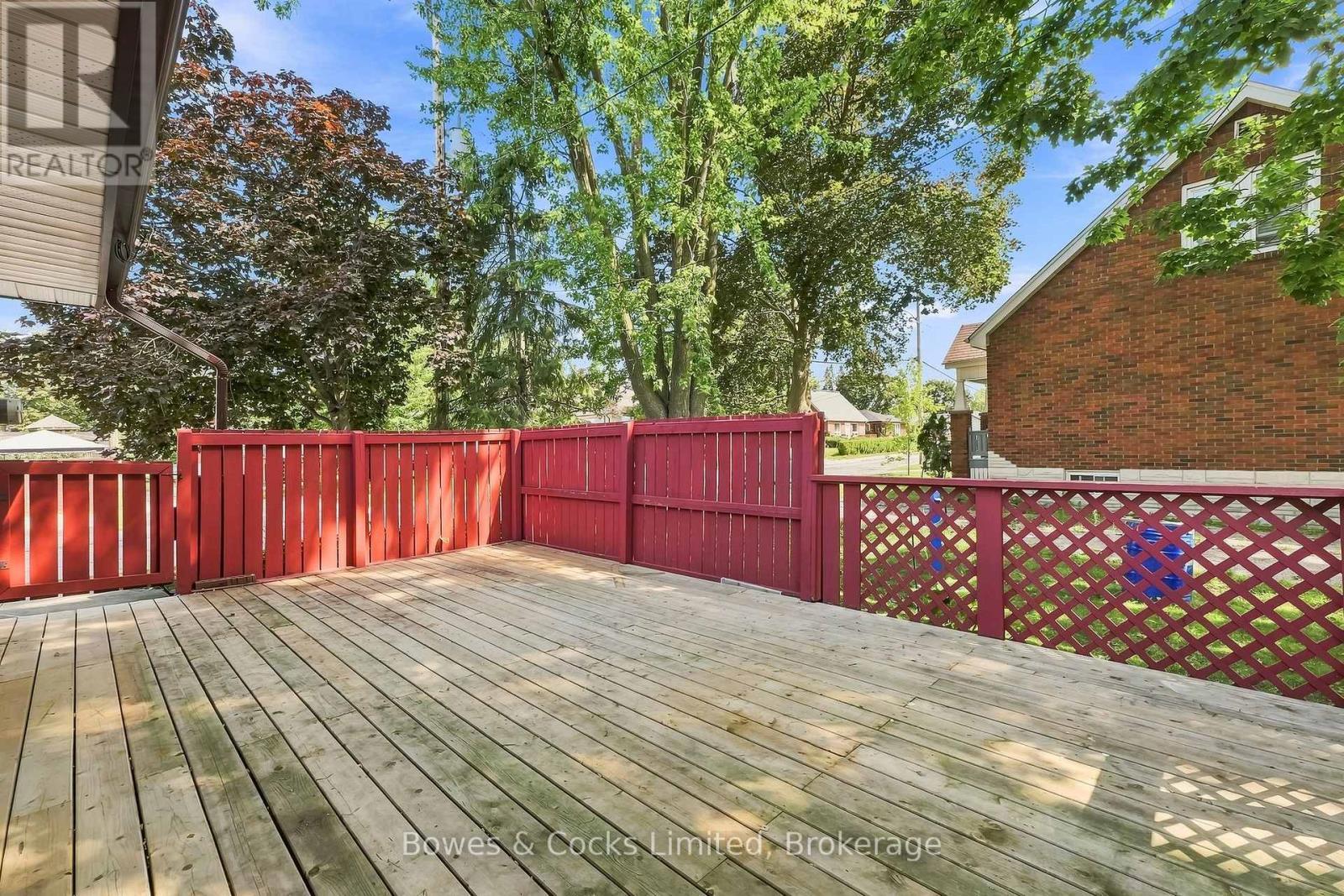 687 Lundy'S Lane, Peterborough (Otonabee Ward 1), ON