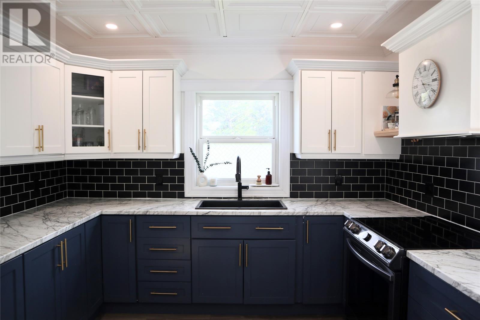168 Main Street, St. Alban'S, NL