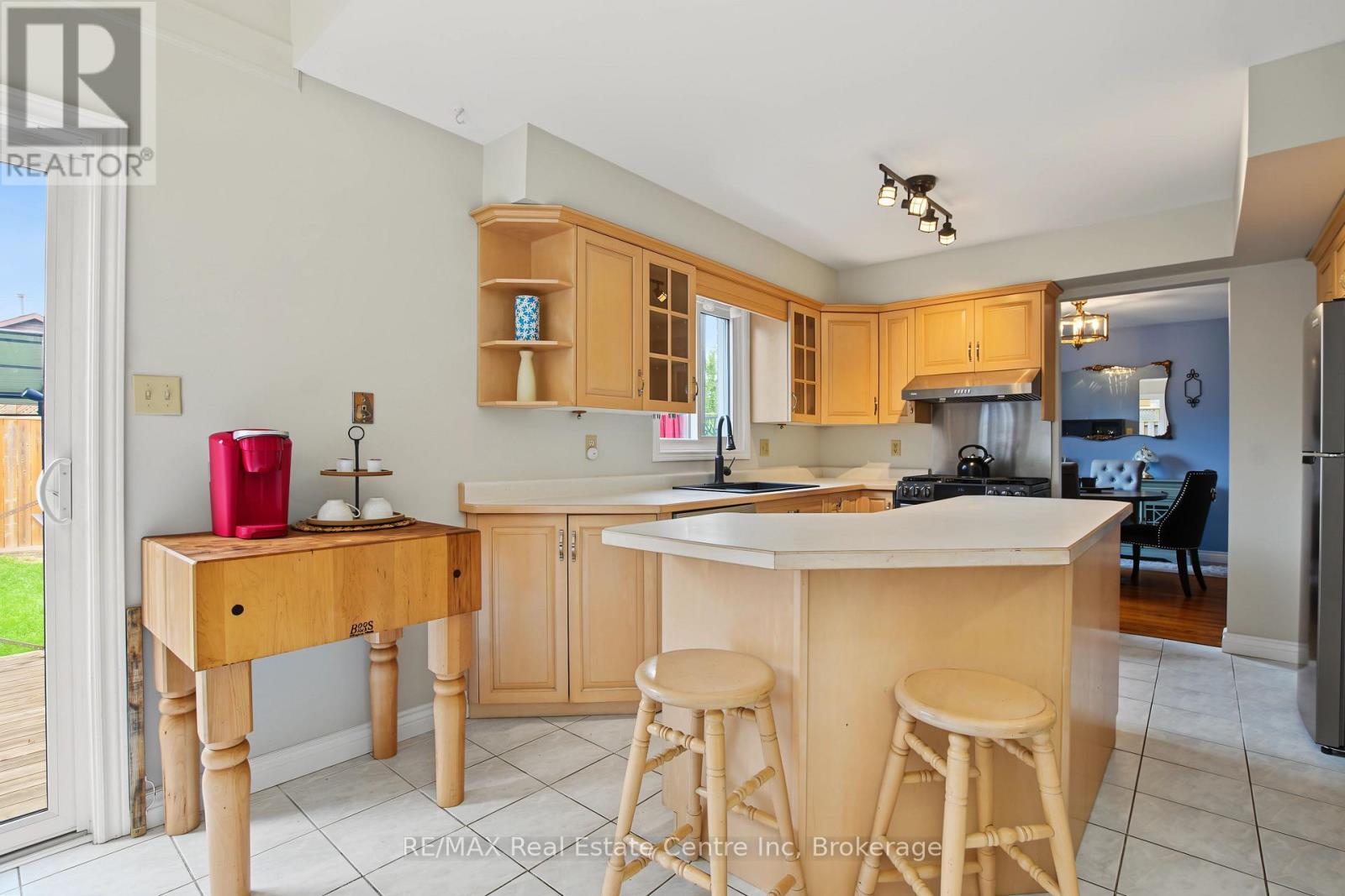 71 Linda Drive, Cambridge, ON