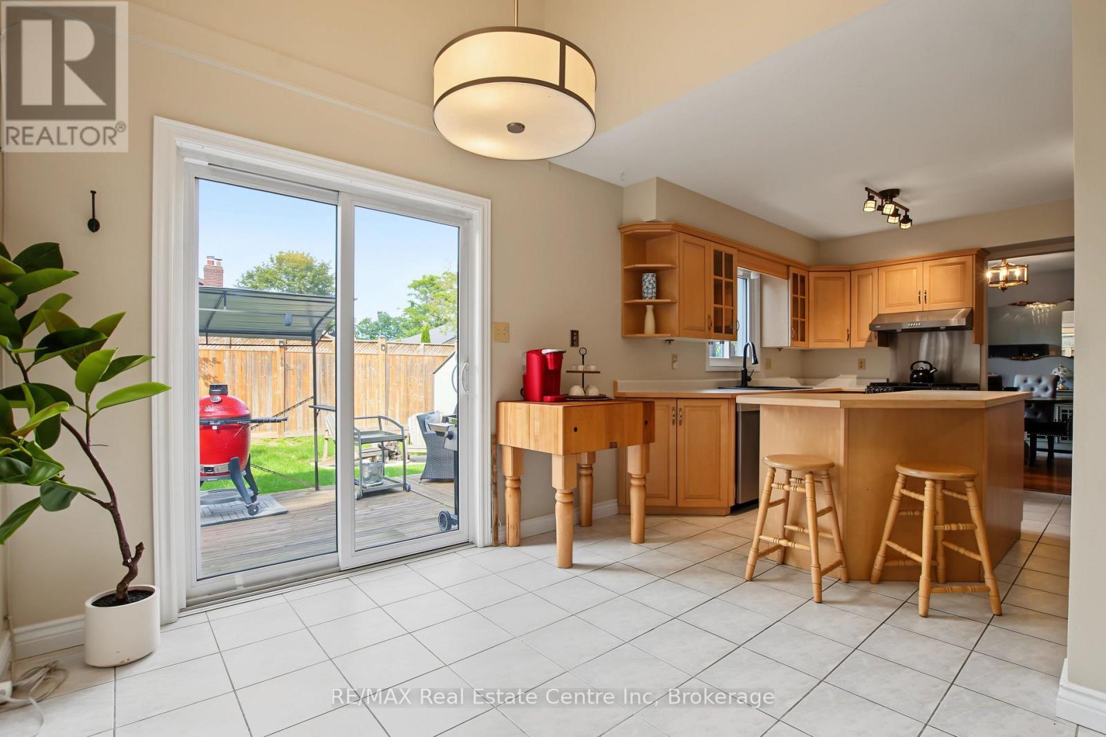 71 Linda Drive, Cambridge, ON
