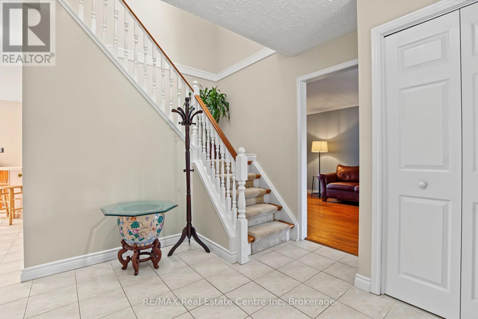 71 Linda Drive, Cambridge, ON