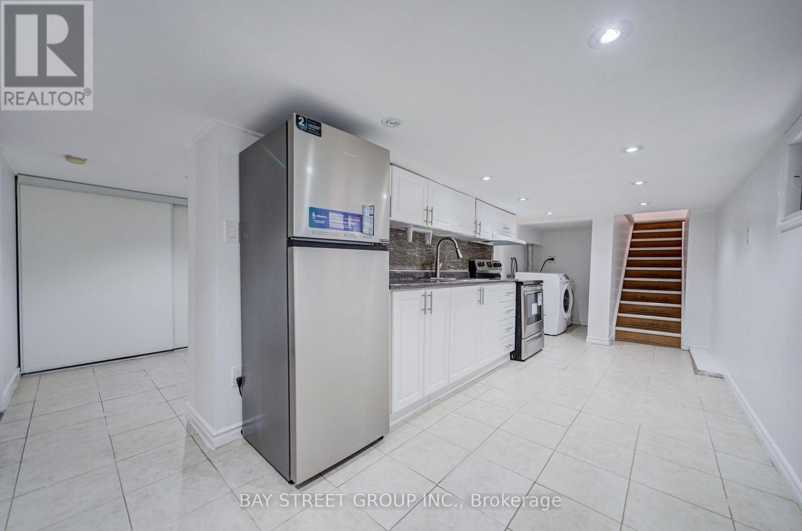 7 Emmott Avenue, Toronto, ON