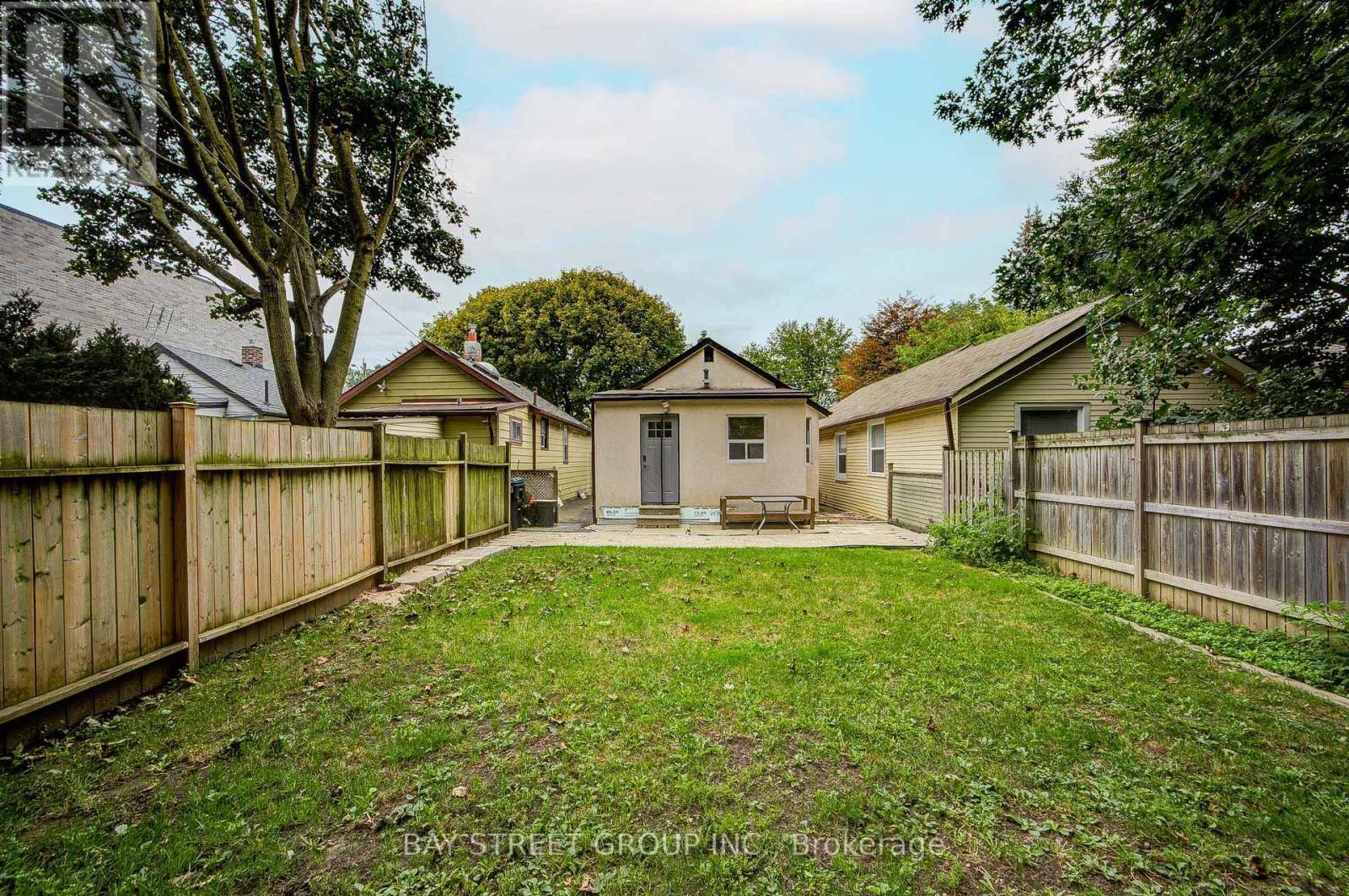 7 Emmott Avenue, Toronto, ON