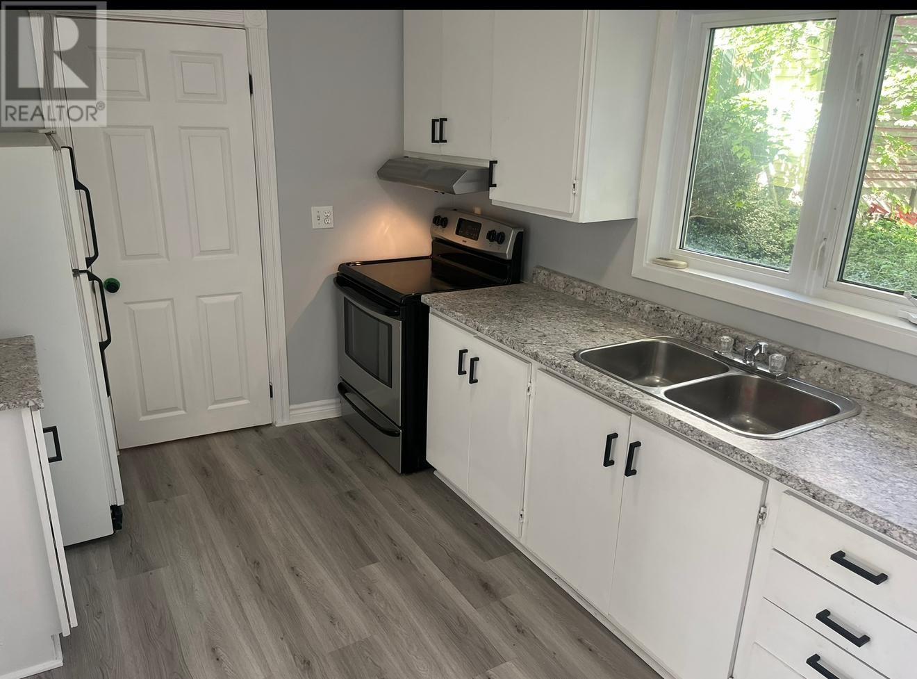 30 Boncloddy Street, St.John'S, NL