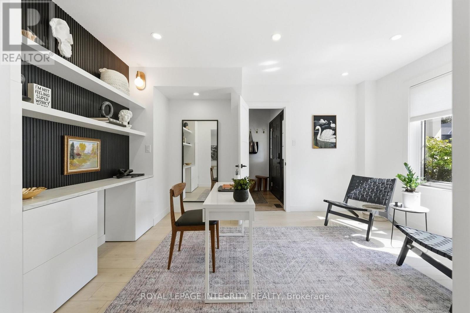 125 West Ridge Drive, Ottawa, ON
