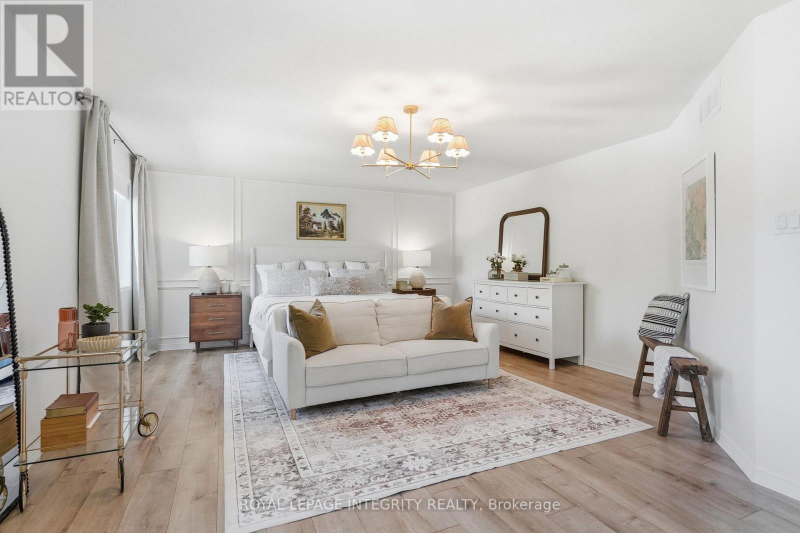 125 West Ridge Drive, Ottawa, ON