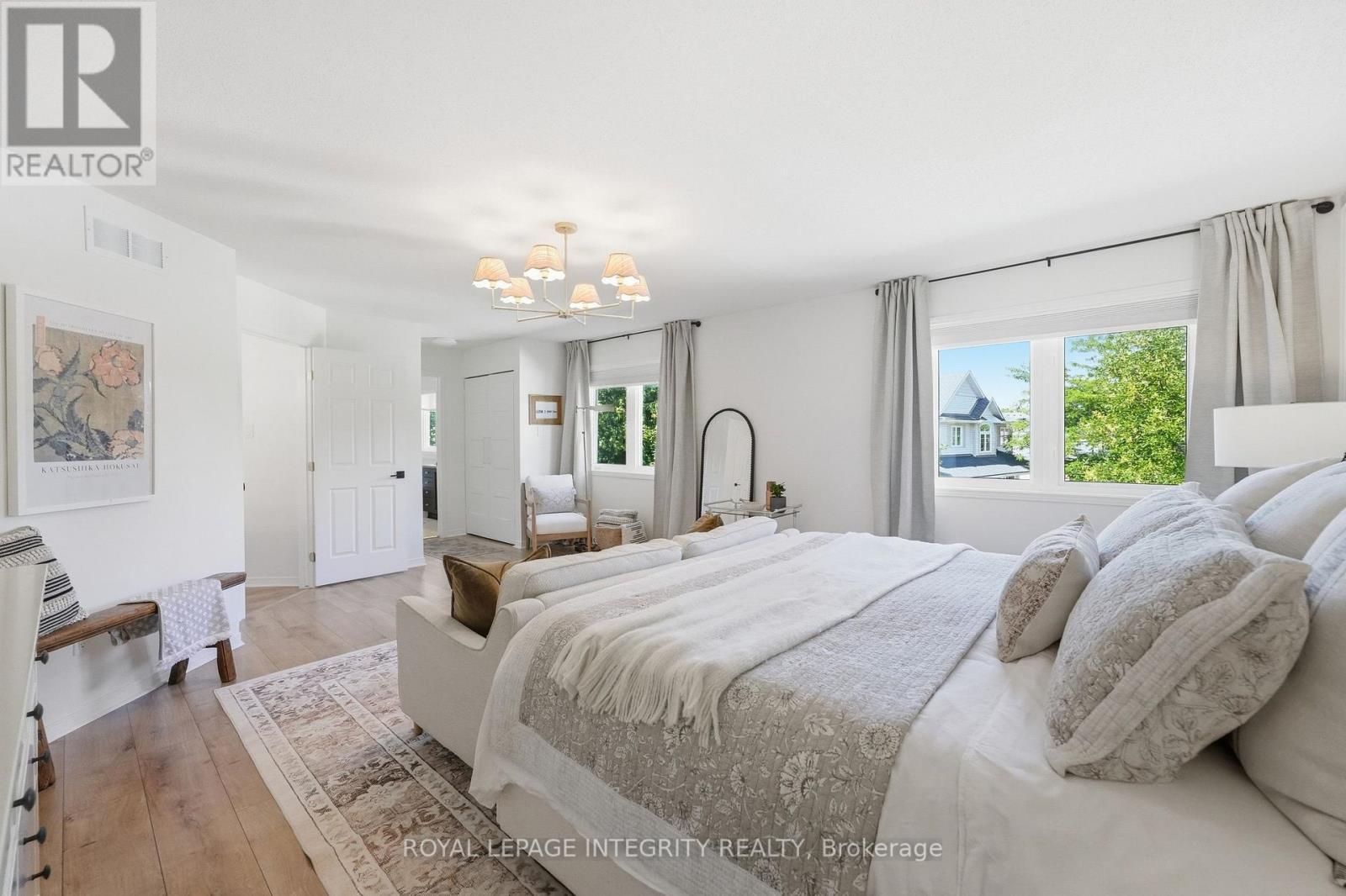 125 West Ridge Drive, Ottawa, ON
