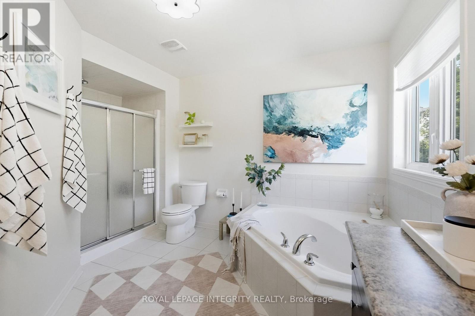 125 West Ridge Drive, Ottawa, ON