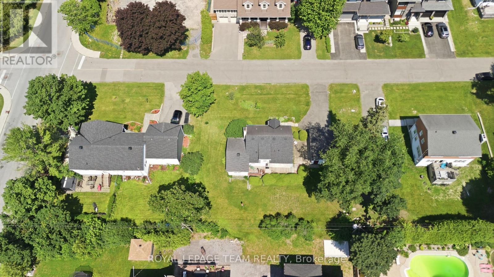 84 Rita Avenue, Ottawa, ON