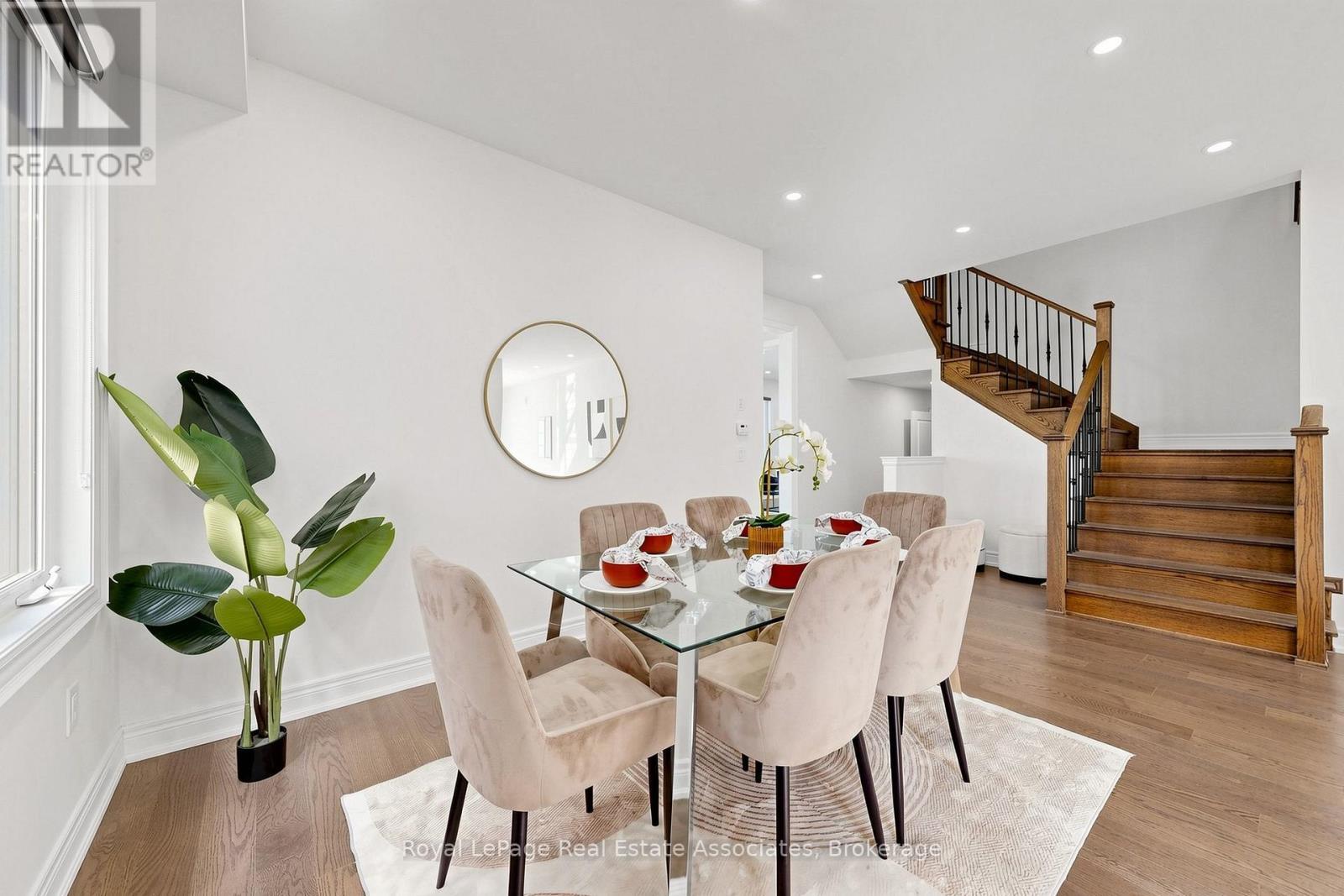 33 Bill Guy Drive, Georgina, ON