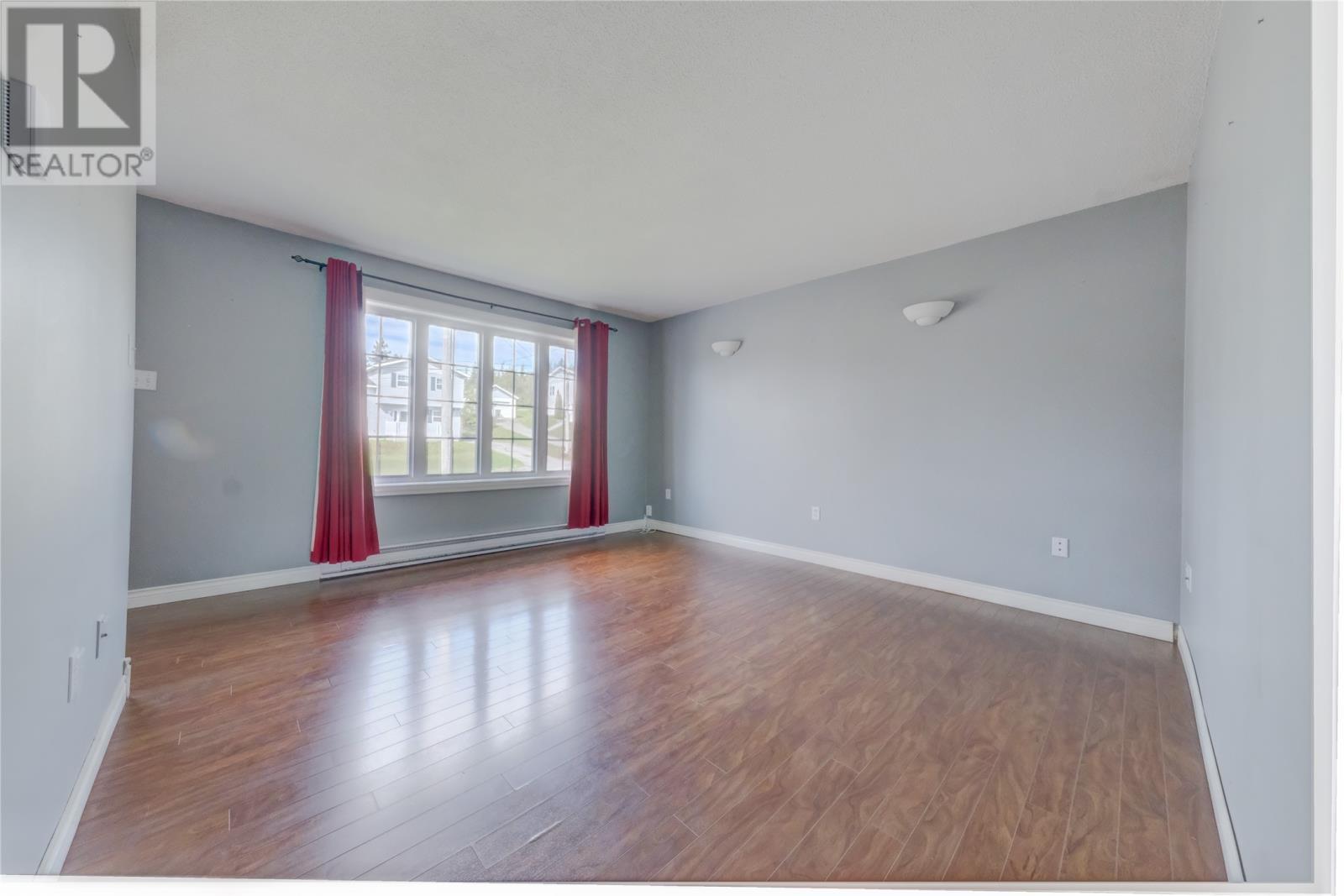 18 Mountainview Road, Massey Drive, NL