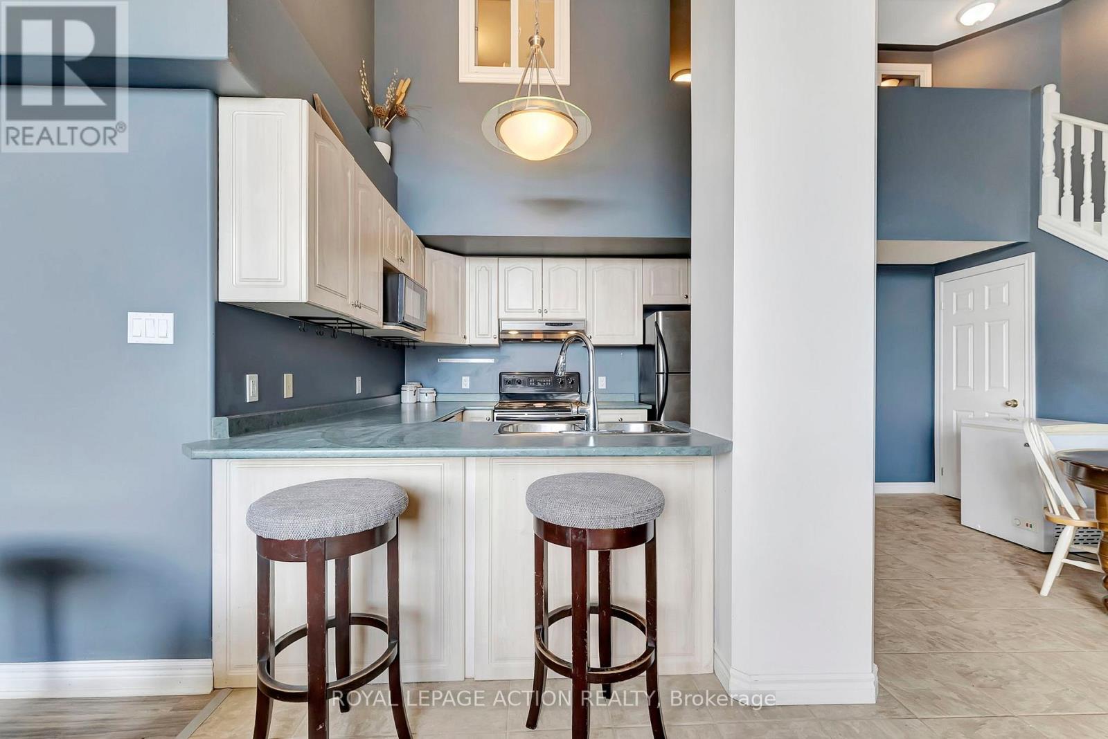 212 - 111 Grey Street, Brantford, ON