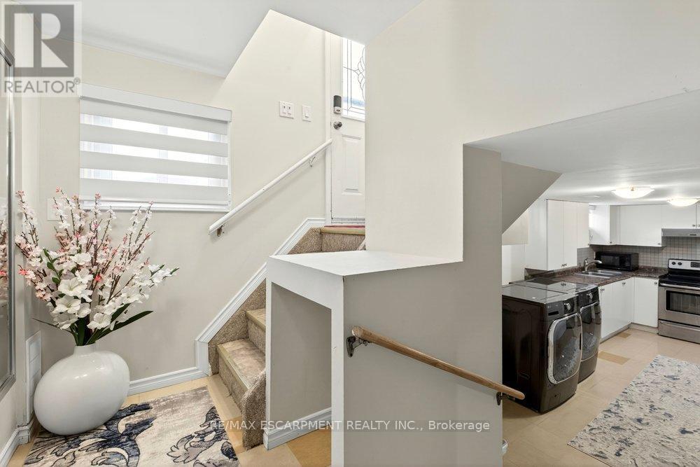 20 St. Charles Drive, Thorold, ON