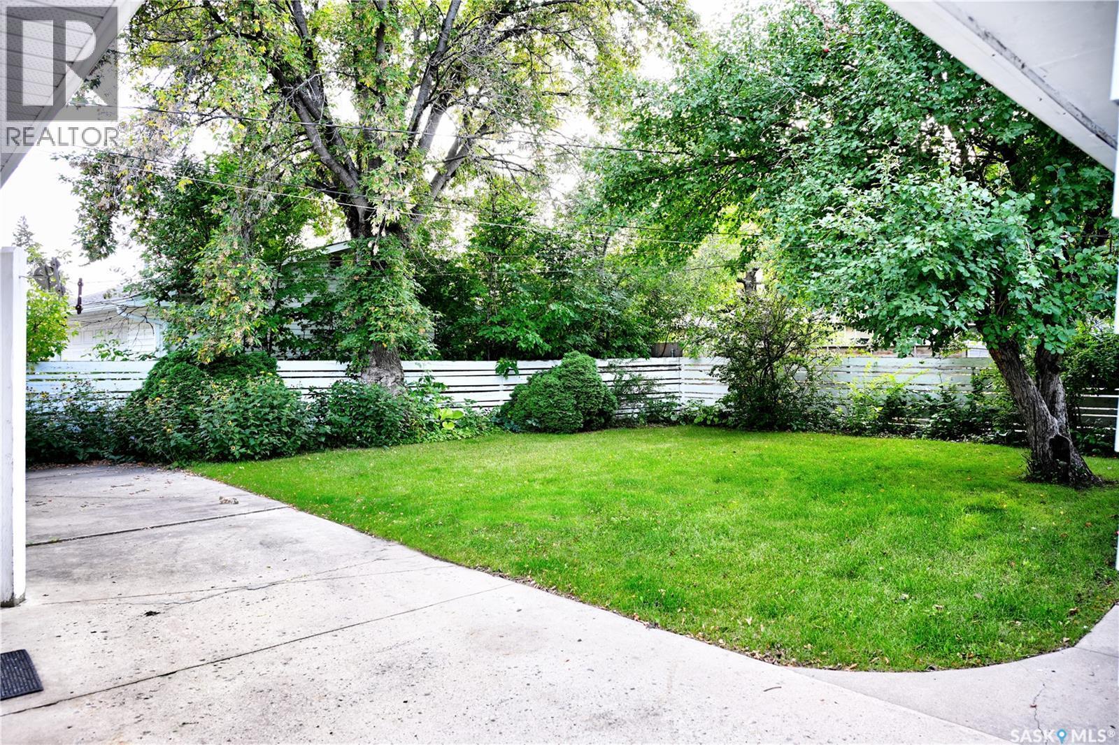 321 Winnipeg Avenue N, Saskatoon, SK