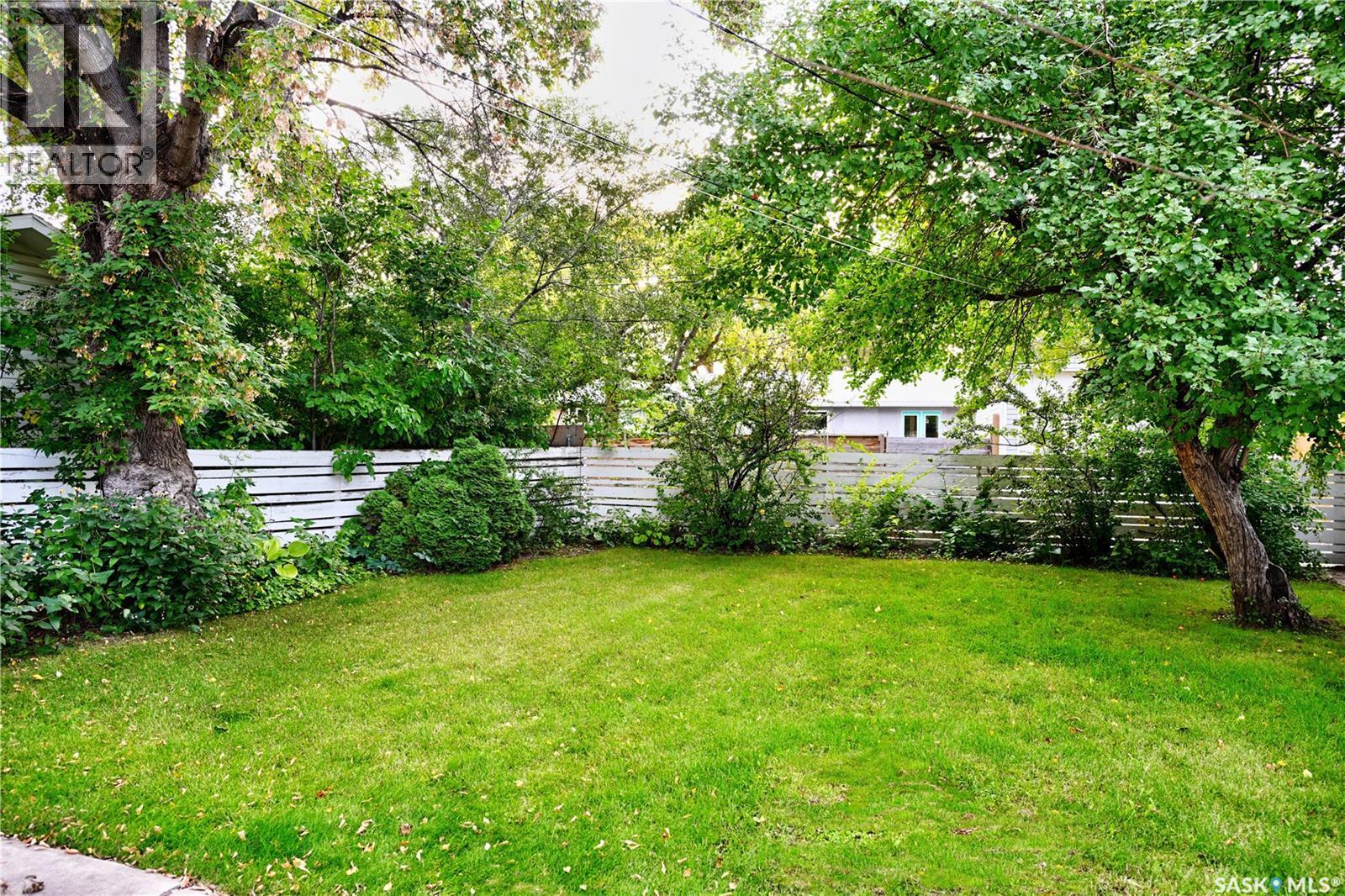 321 Winnipeg Avenue N, Saskatoon, SK