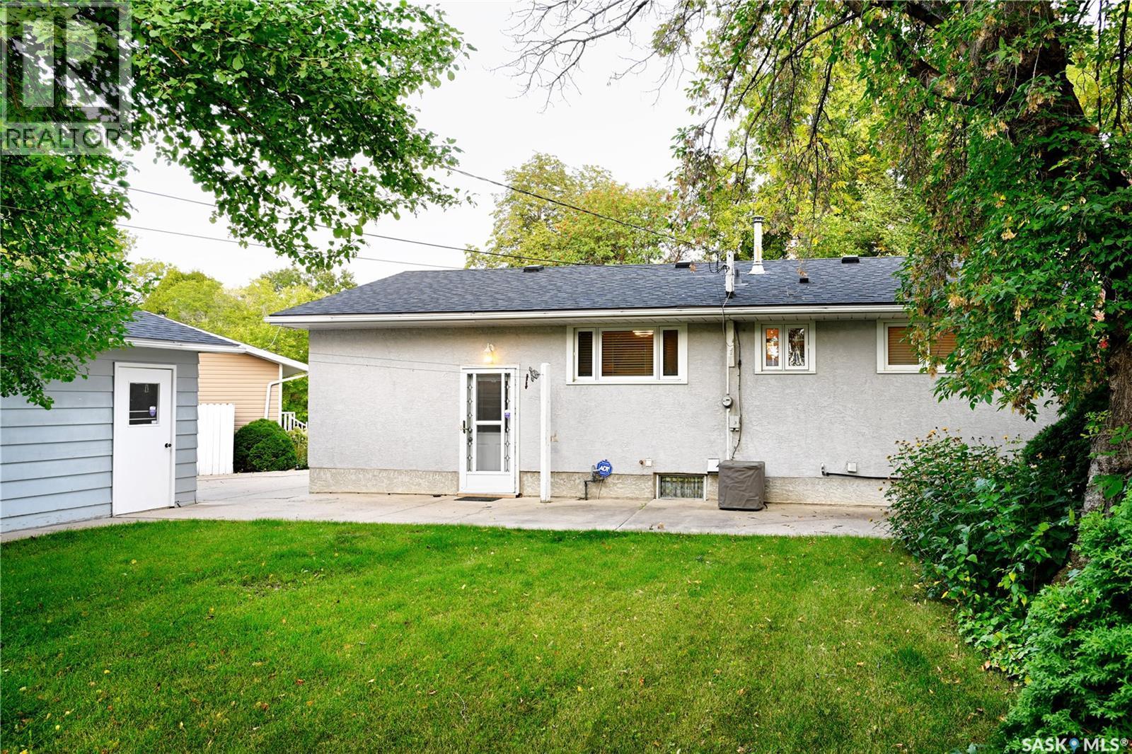 321 Winnipeg Avenue N, Saskatoon, SK