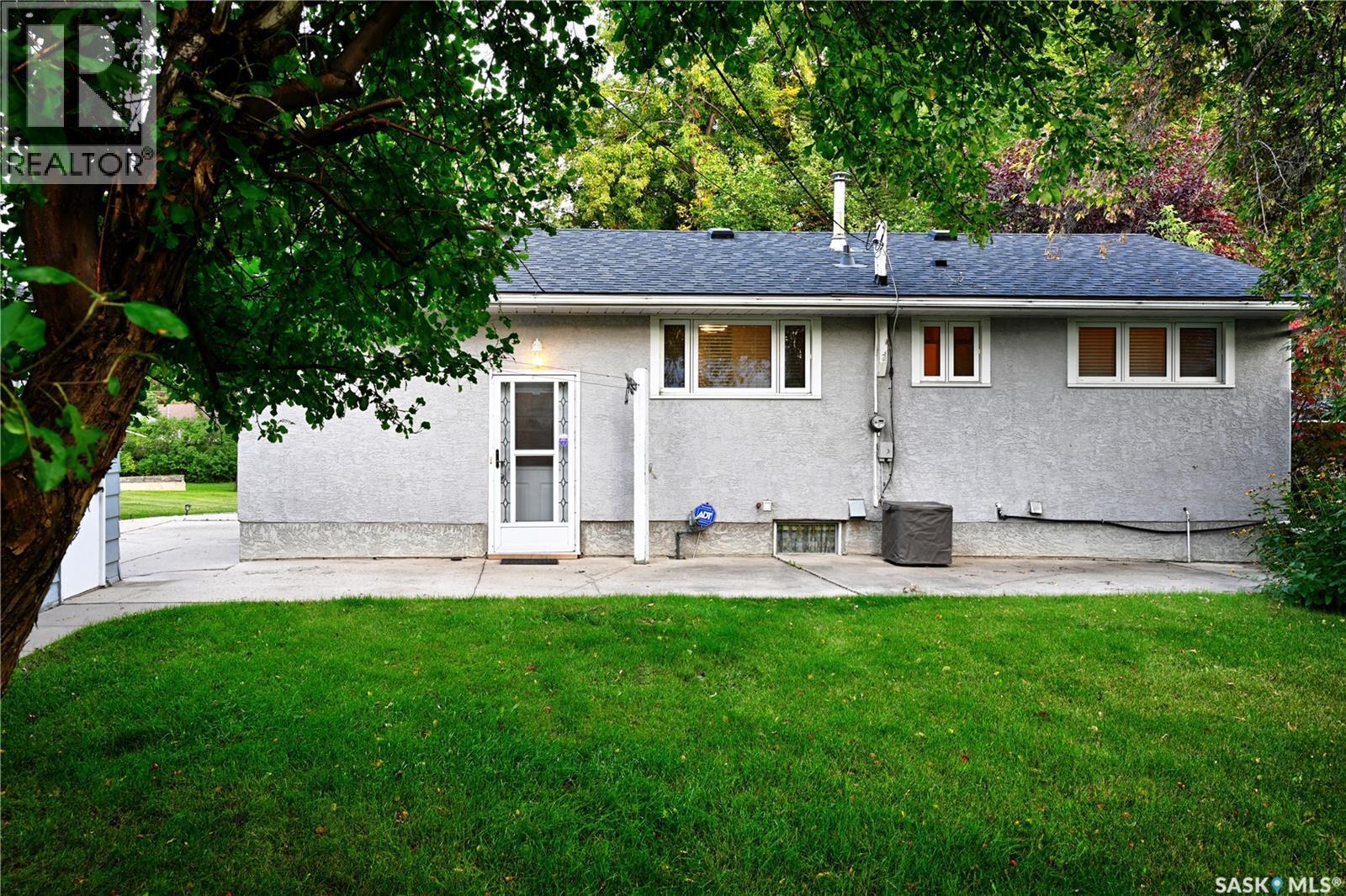 321 Winnipeg Avenue N, Saskatoon, SK