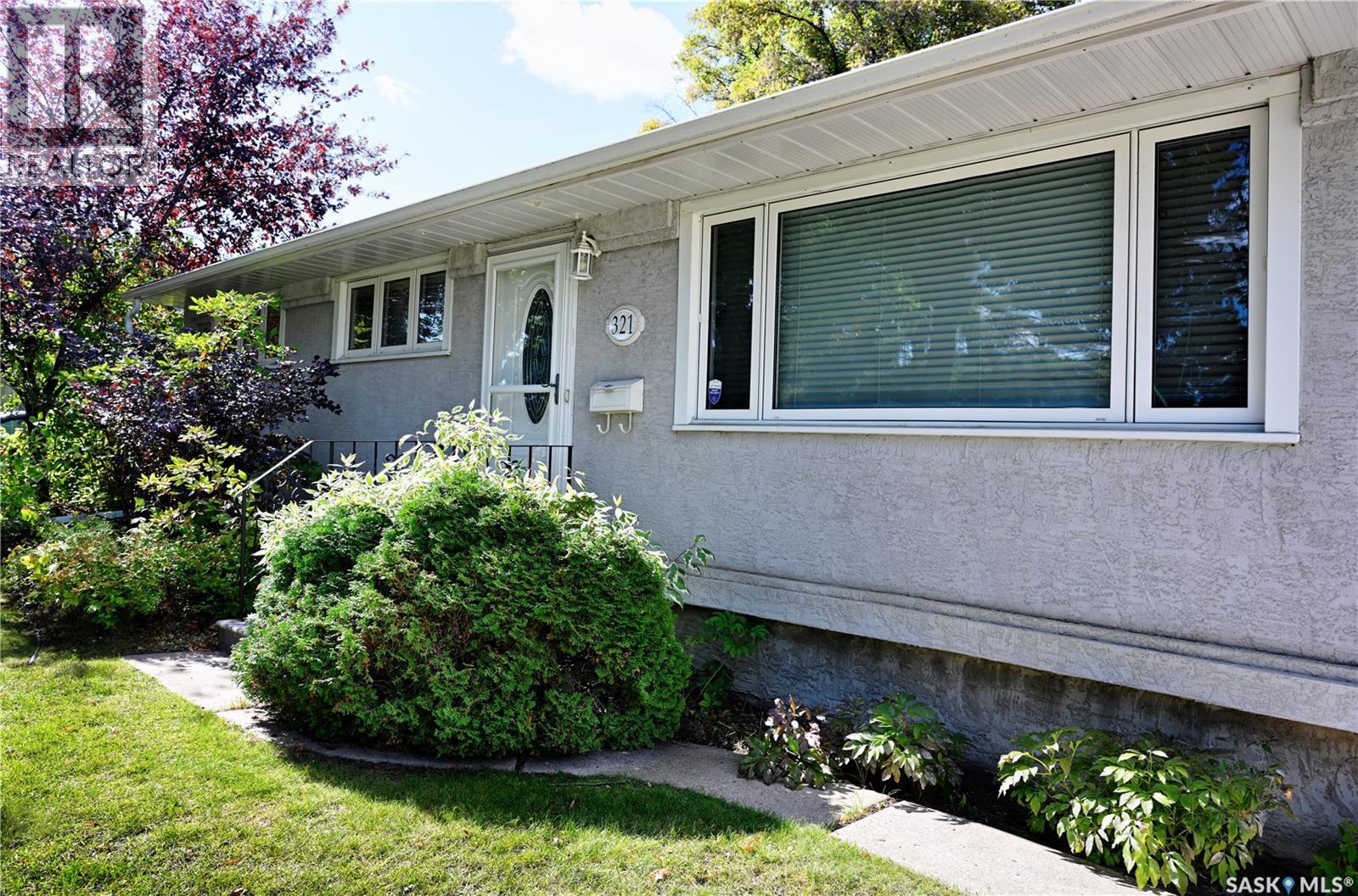 321 Winnipeg Avenue N, Saskatoon, SK