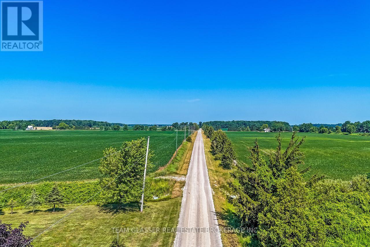 23999 Mayfair Road, Adelaide Metcalfe, ON