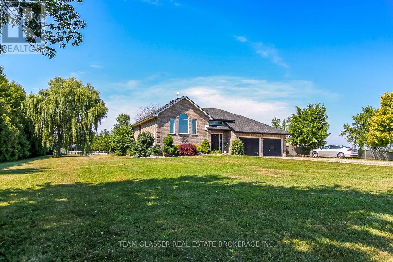 23999 Mayfair Road, Adelaide Metcalfe, ON