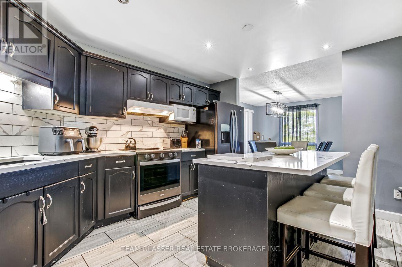 23999 Mayfair Road, Adelaide Metcalfe, ON