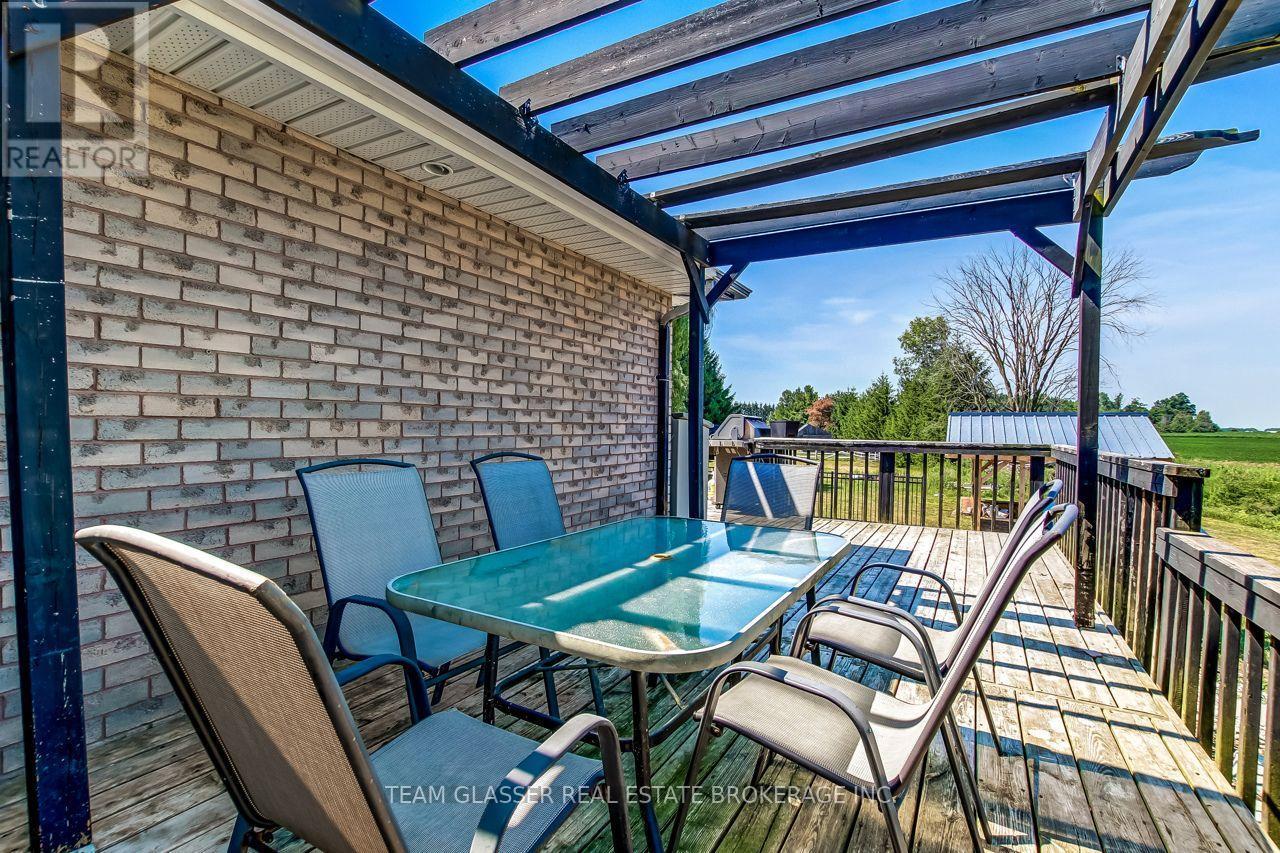 23999 Mayfair Road, Adelaide Metcalfe, ON