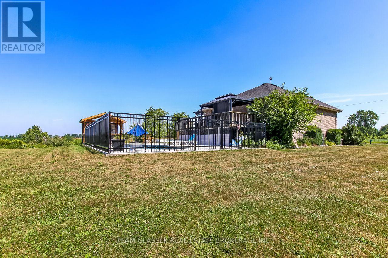 23999 Mayfair Road, Adelaide Metcalfe, ON