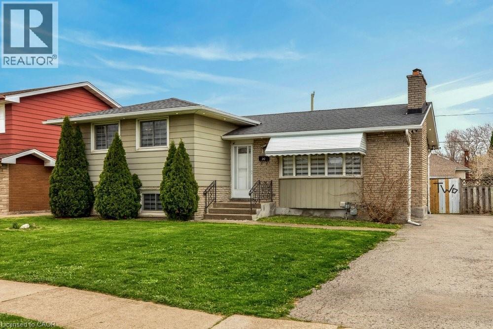 20 St Charles Drive, Thorold, ON