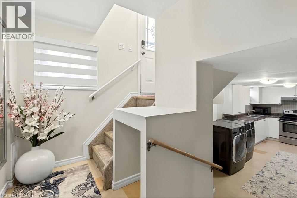 20 St Charles Drive, Thorold, ON