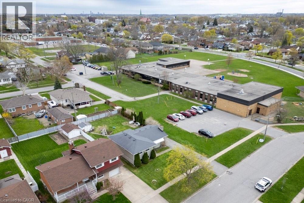 20 St Charles Drive, Thorold, ON