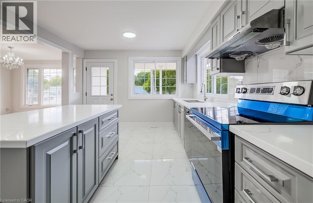 176 Samuelson Street, Cambridge, ON
