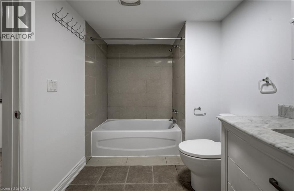176 Samuelson Street, Cambridge, ON