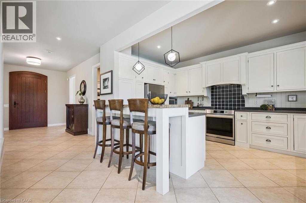 576 Falconridge Crescent, Kitchener, ON