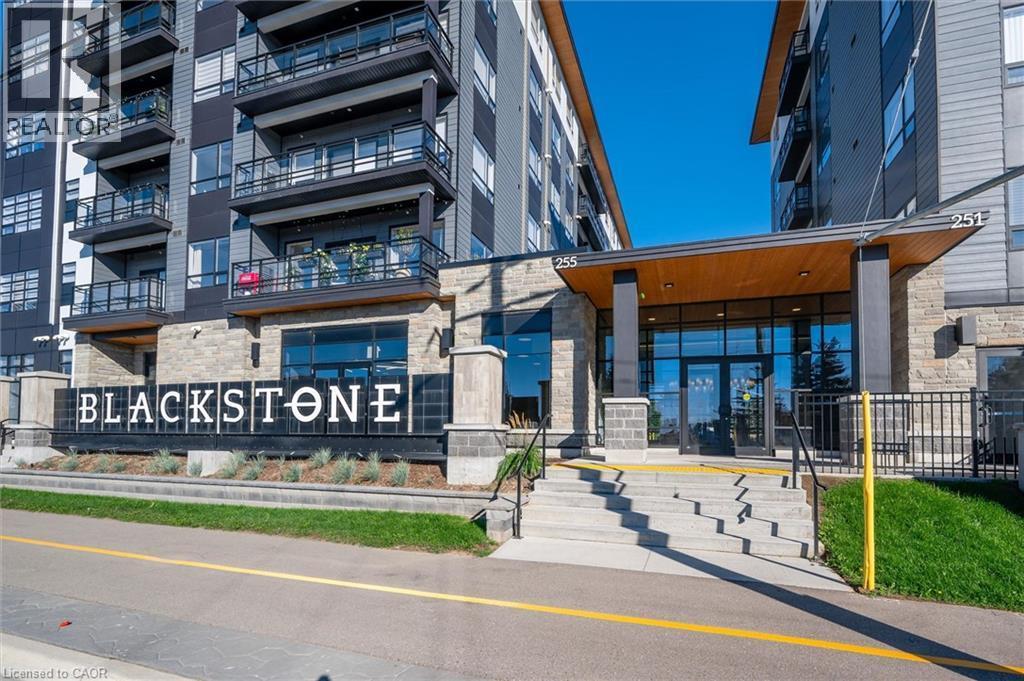 251 Northfield Drive E Unit# 521, Waterloo, ON