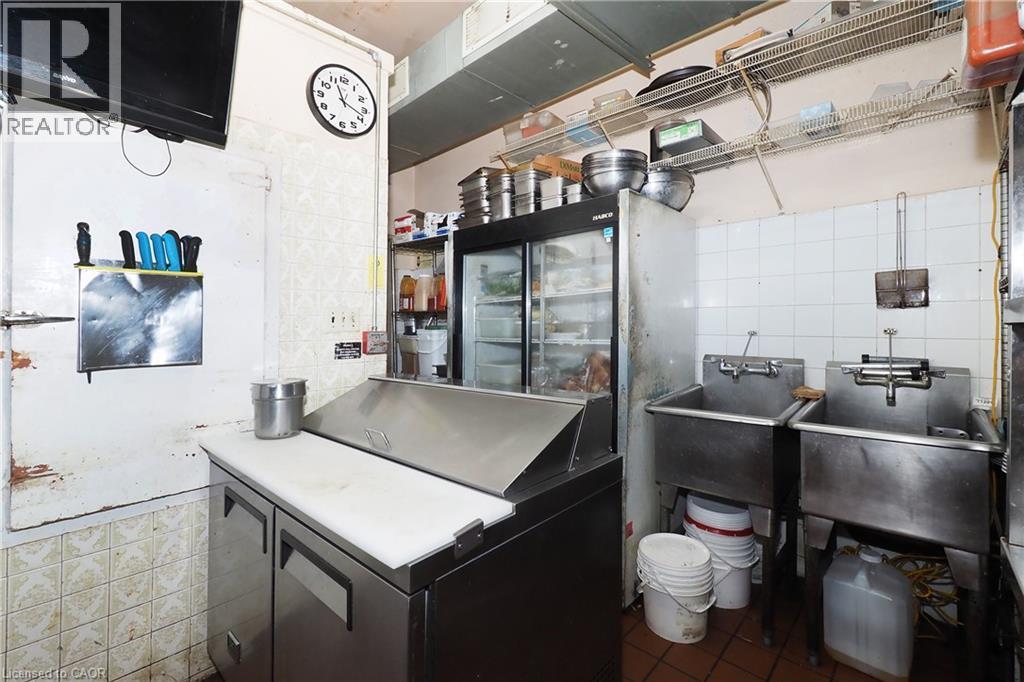 Additional content - 707 E King Street E, Cambridge, ON