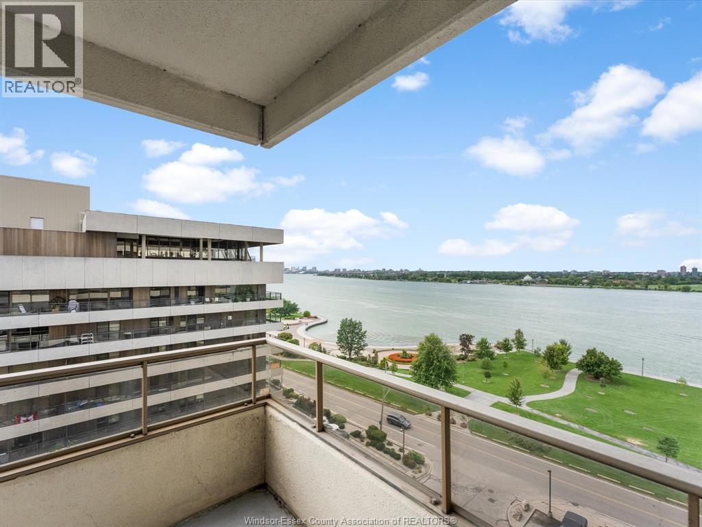 5151 Riverside Drive East Unit# 905, Windsor, ON