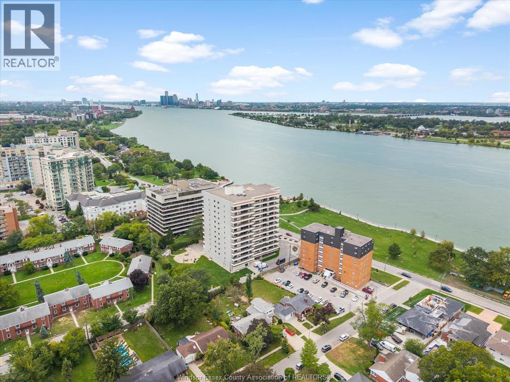 5151 Riverside Drive East Unit# 905, Windsor, ON