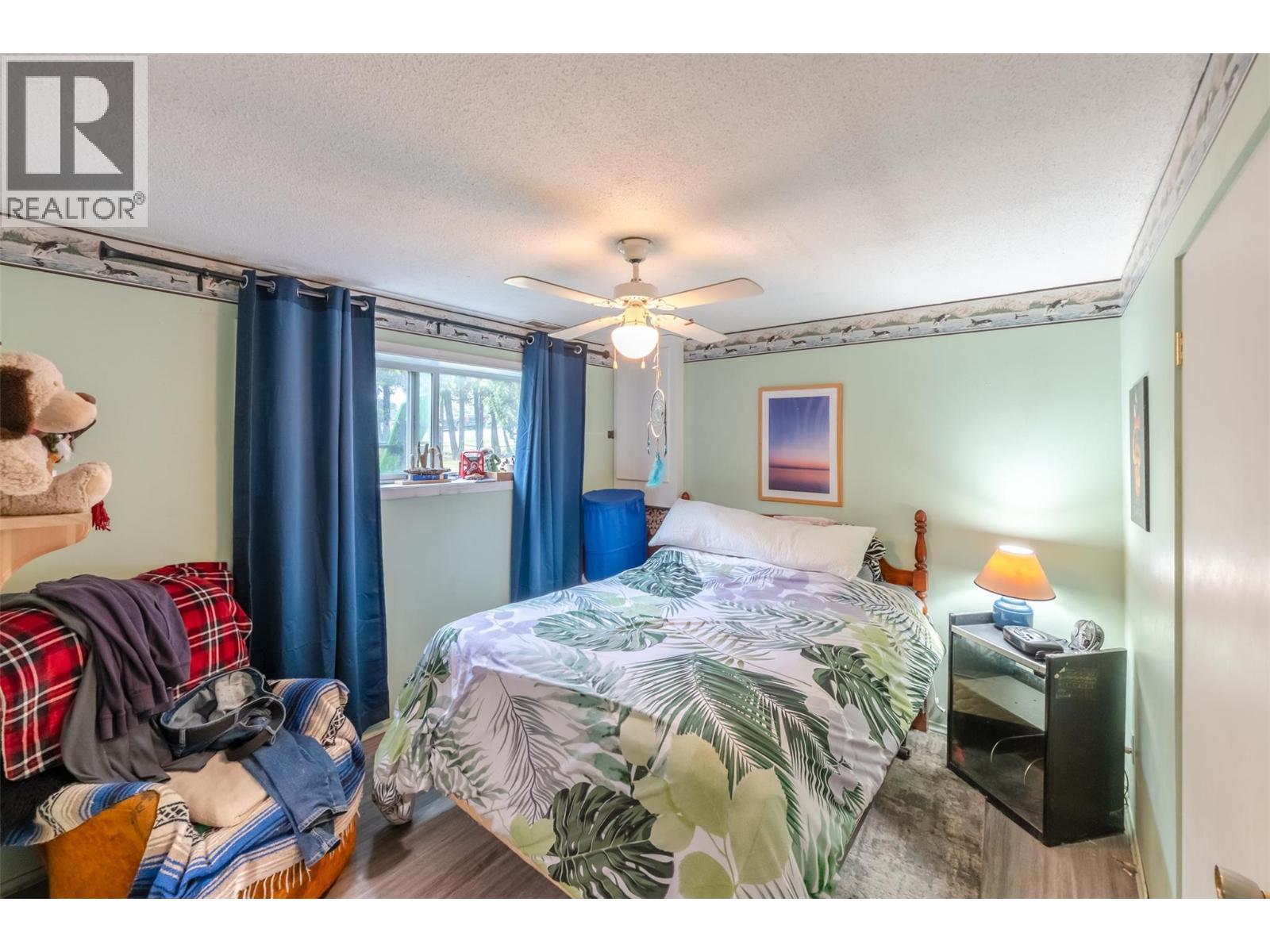 902 Maccleave Avenue, Penticton, BC