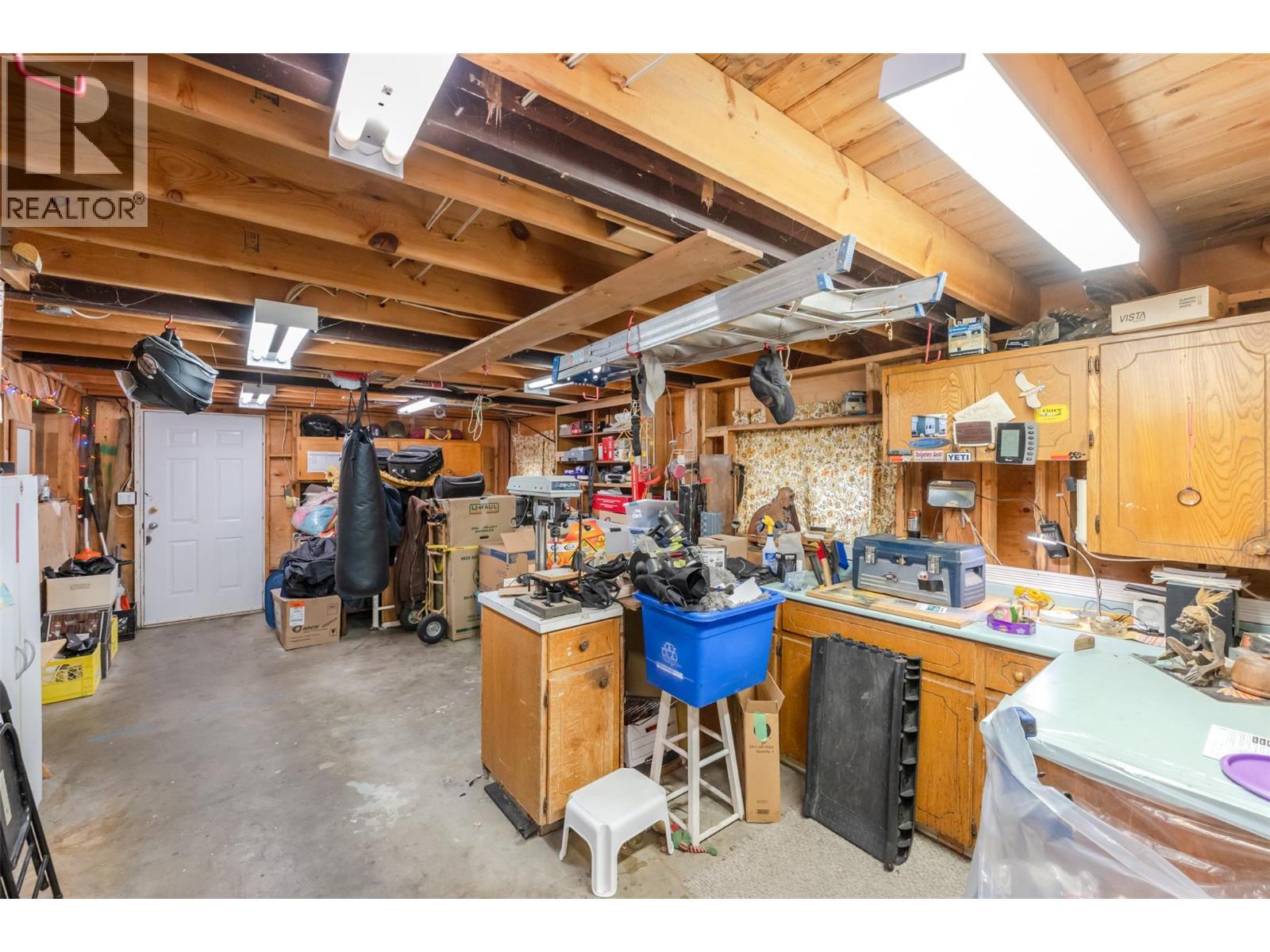 902 Maccleave Avenue, Penticton, BC