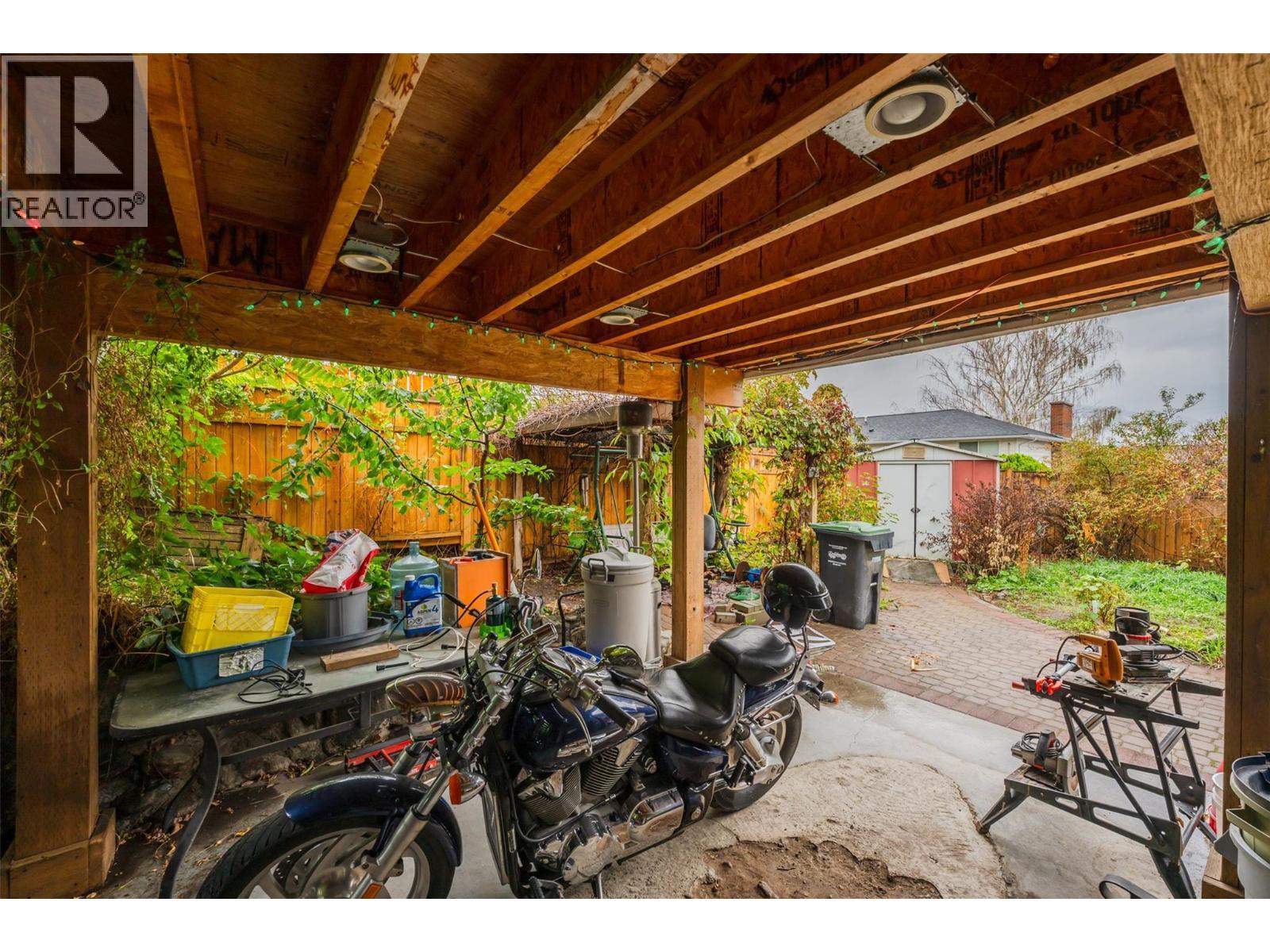902 Maccleave Avenue, Penticton, BC