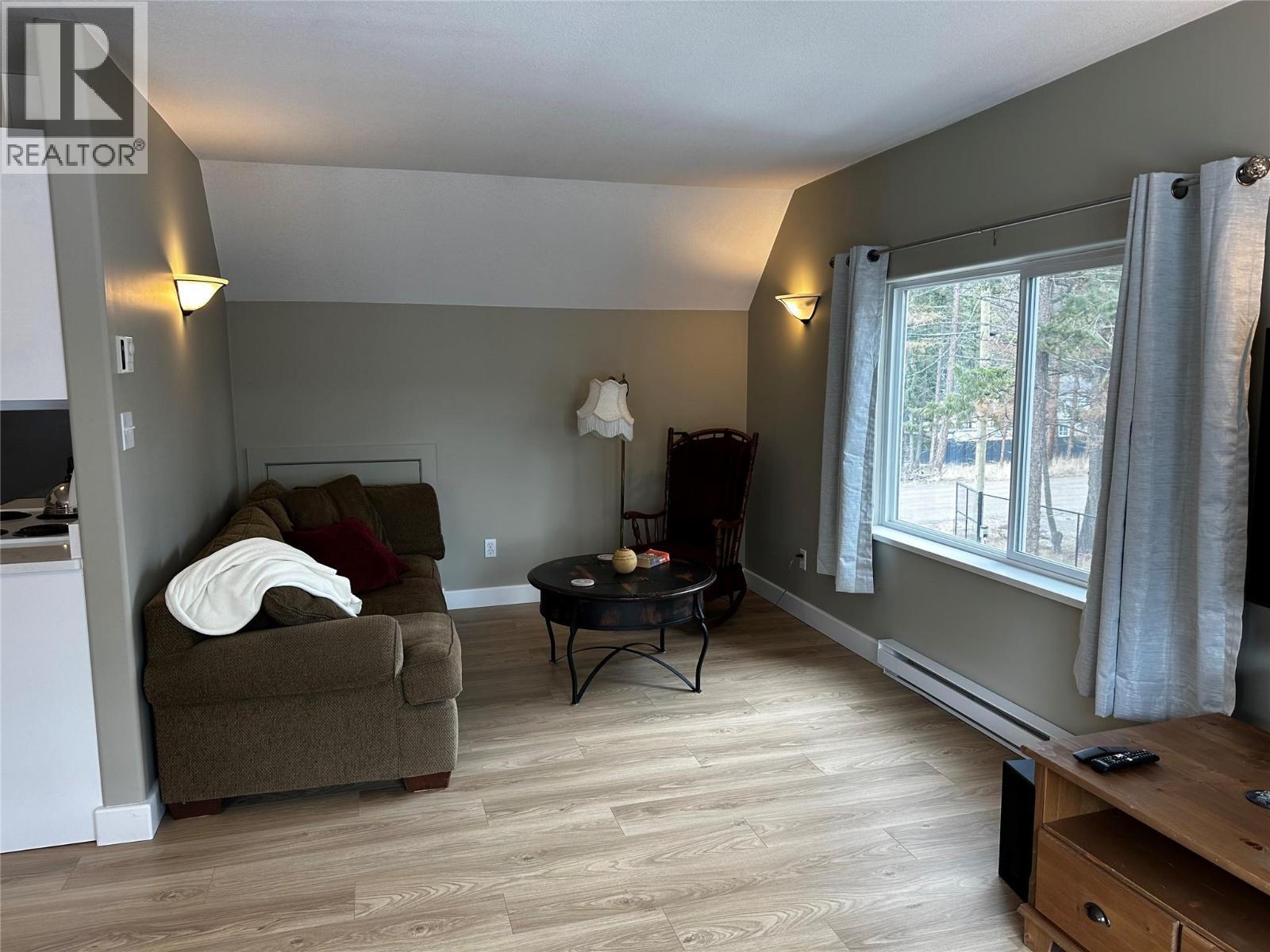 7245 Dunwaters Road, Kelowna, BC