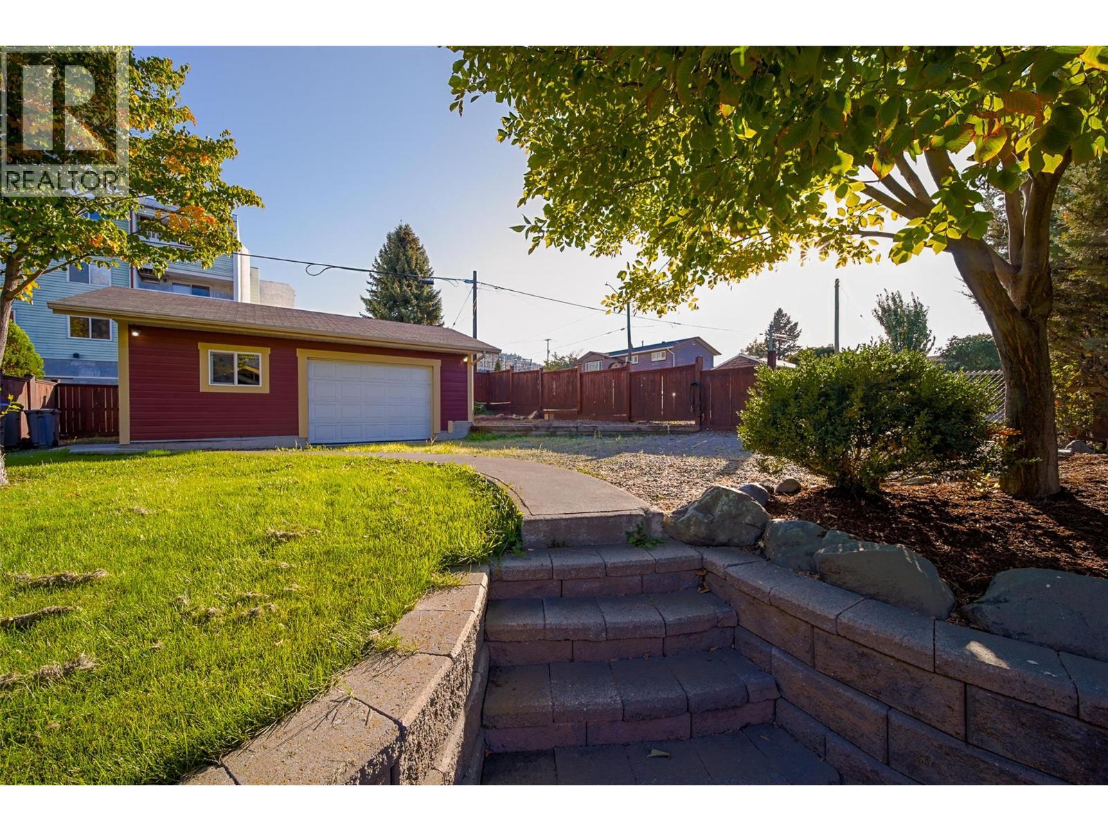 1201 Pleasant Street, Kamloops, BC