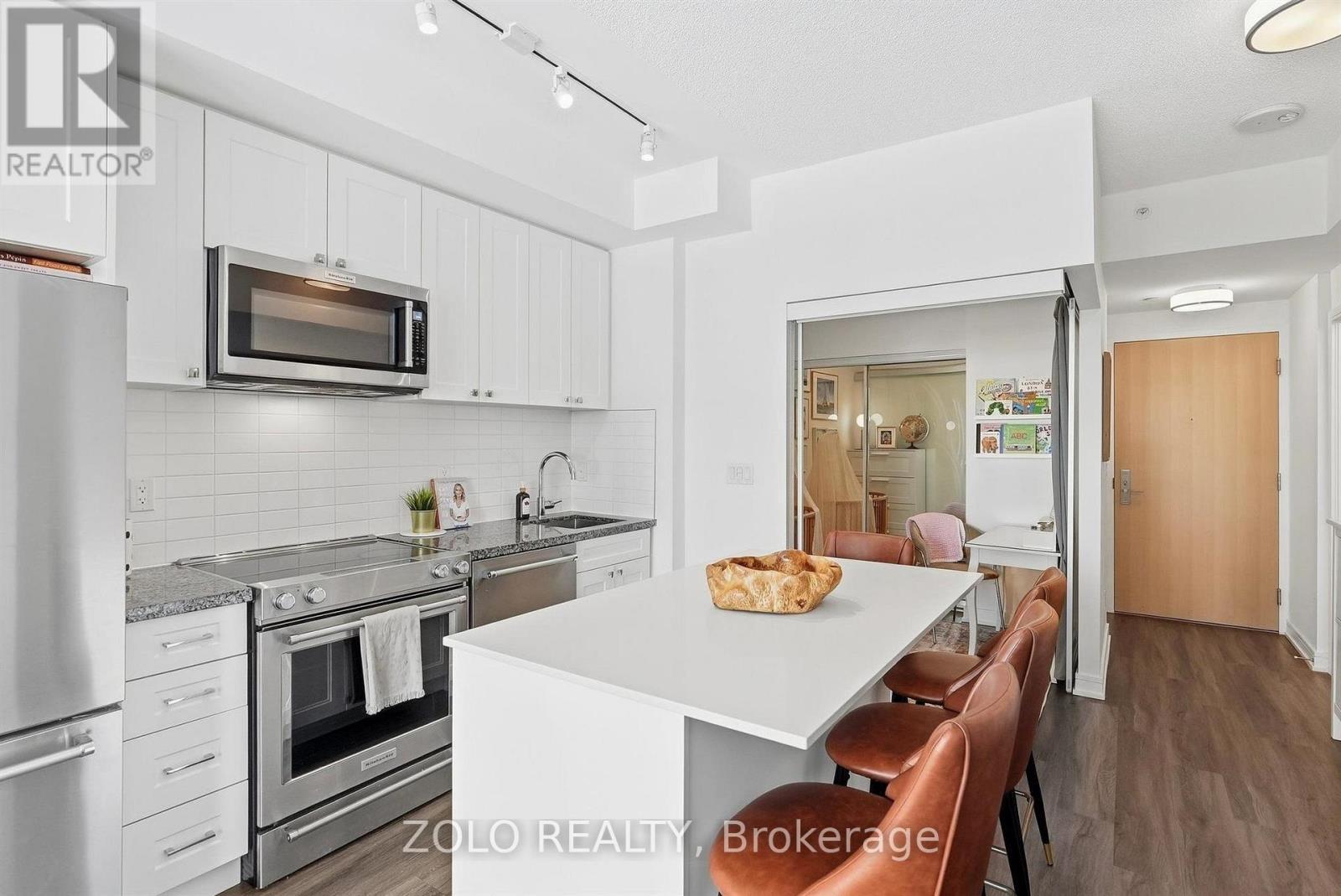 335 - 621 Sheppard Avenue E, Toronto, ON