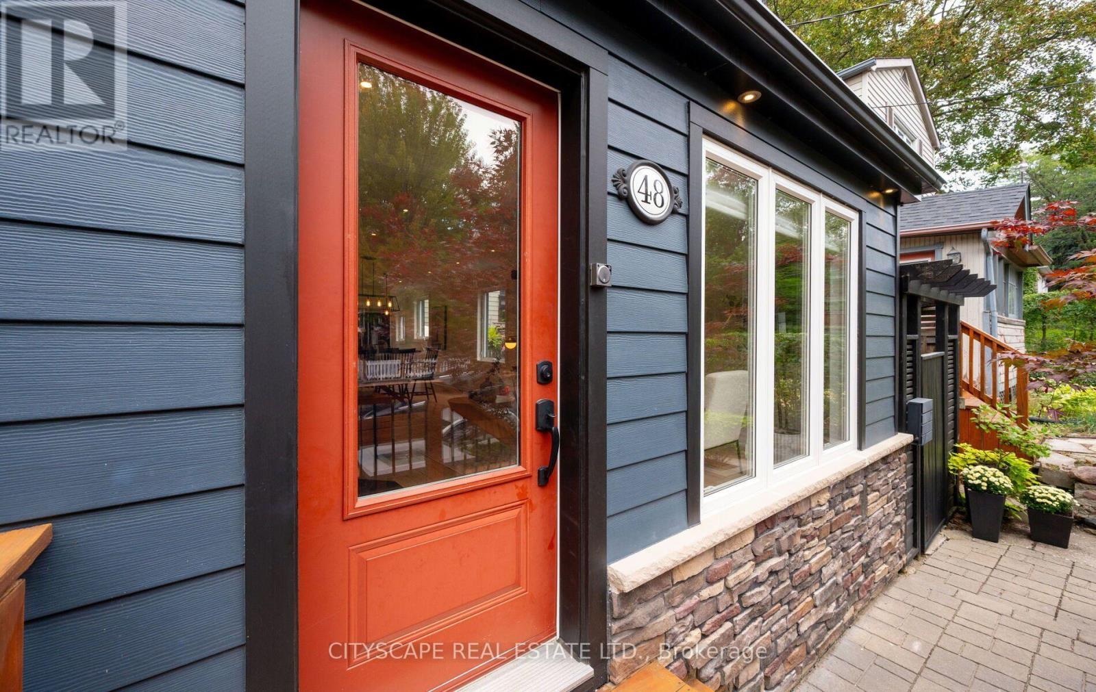 48 Golfview Avenue, Toronto, ON